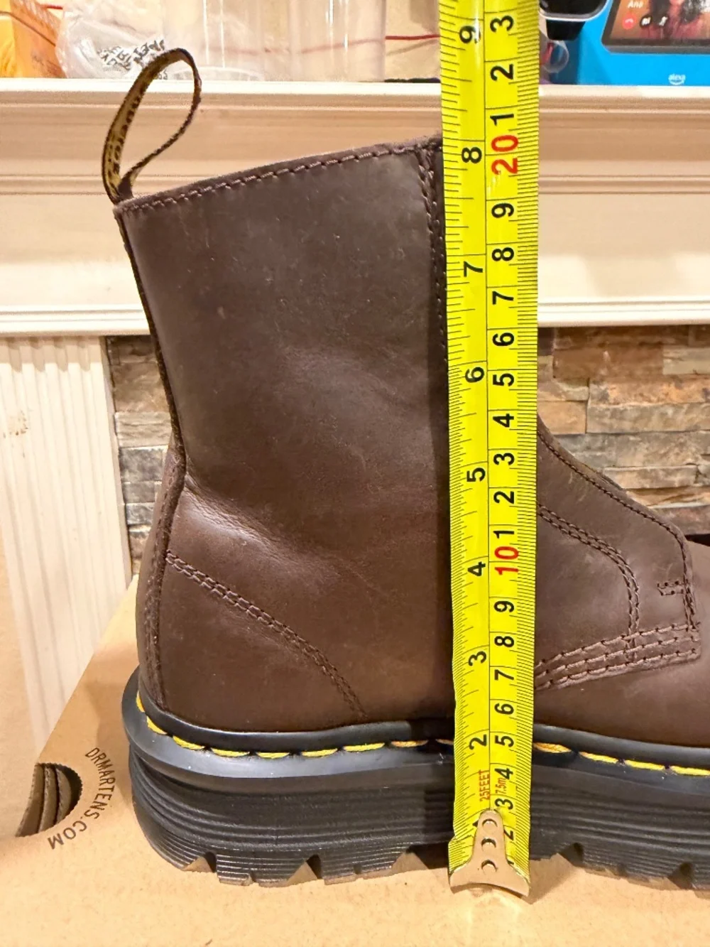 Dr Marten’s Zebzag Laceless Dark Brown Leather Boots, US 6